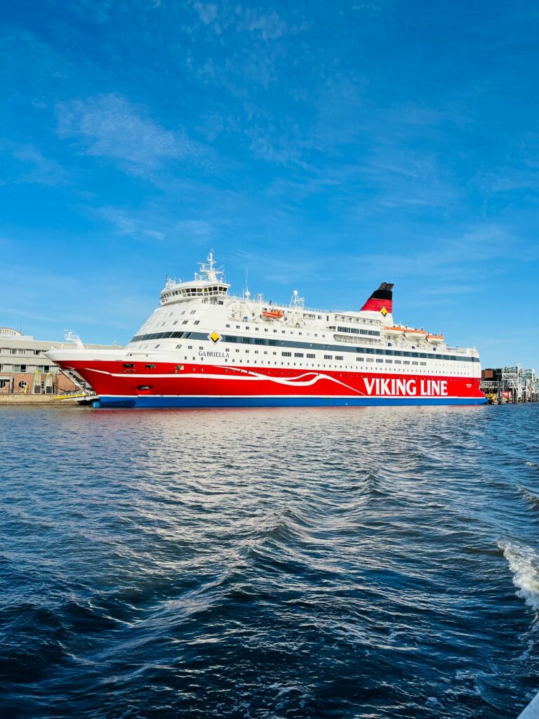Cruise Line Management